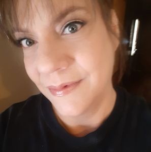 Meet your Posher, Shana